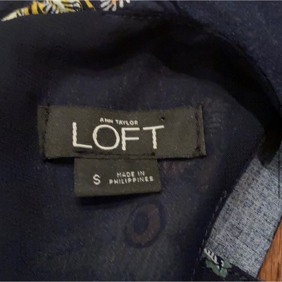 LOFT Floral Romper - Small - Picture 4 of 7